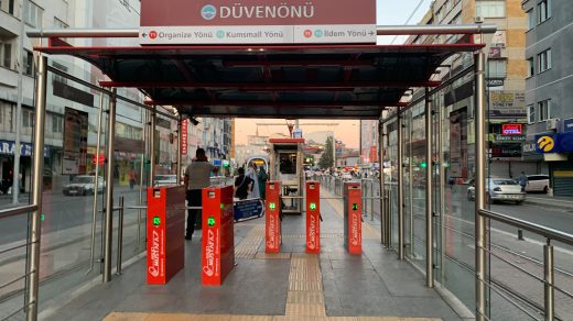 Kayseri Düvenönü tramvay durağı fotoğrafı
